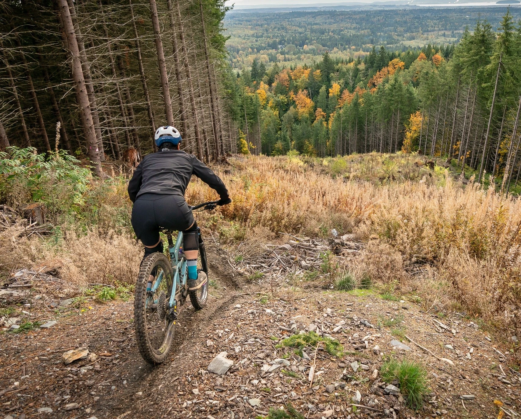 Women's Guide Trail MTB Shorts (Black) 4 Women's Guide Trail MTB Shorts (Black) - Image 4